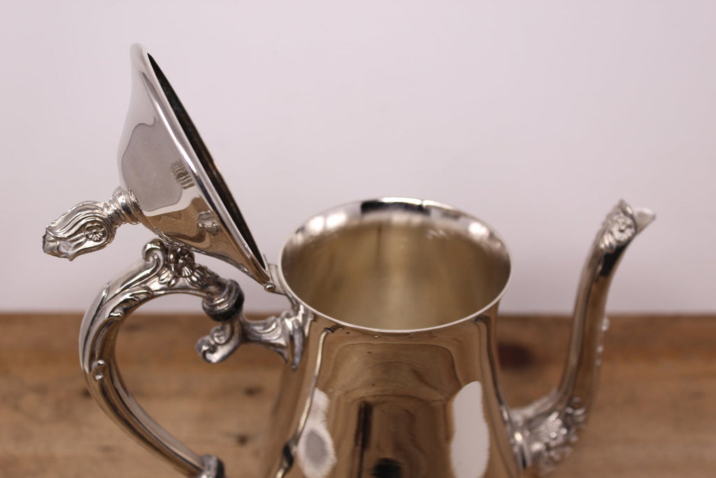 Vintage Coffee Pot/Tea Pot and Sugar Bowl