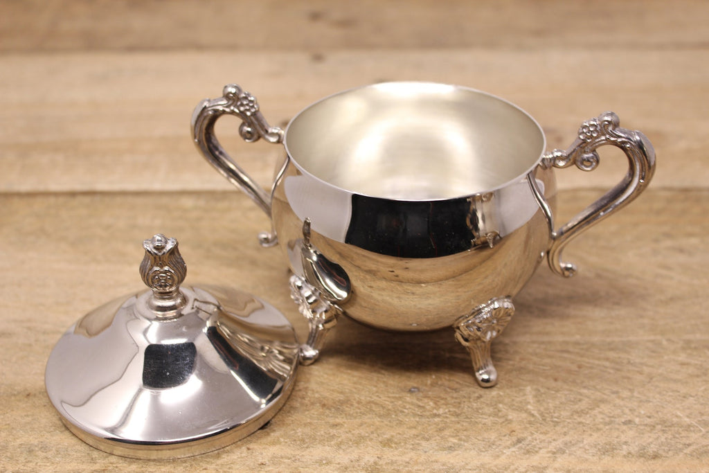 Vintage Coffee Pot/Tea Pot and Sugar Bowl